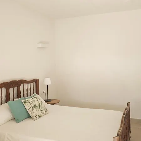 Noguera Nyaraló Calonge
